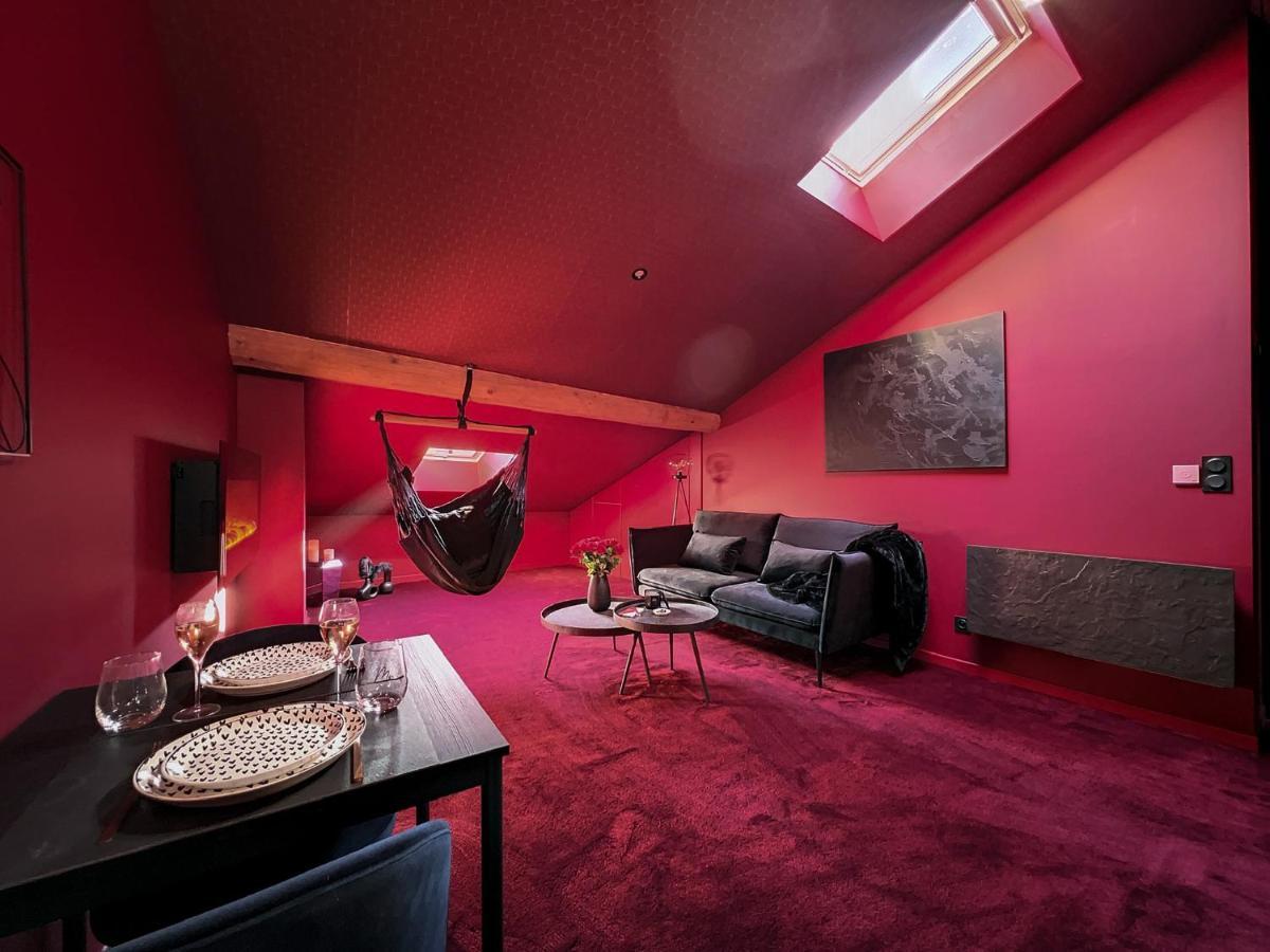 Suite Rouge Baiser Avec Jacuzzi Privatif - Loveroom Insolite Vila Velha Exterior foto