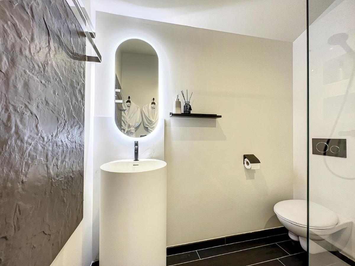 Suite Rouge Baiser Avec Jacuzzi Privatif - Loveroom Insolite Vila Velha Exterior foto
